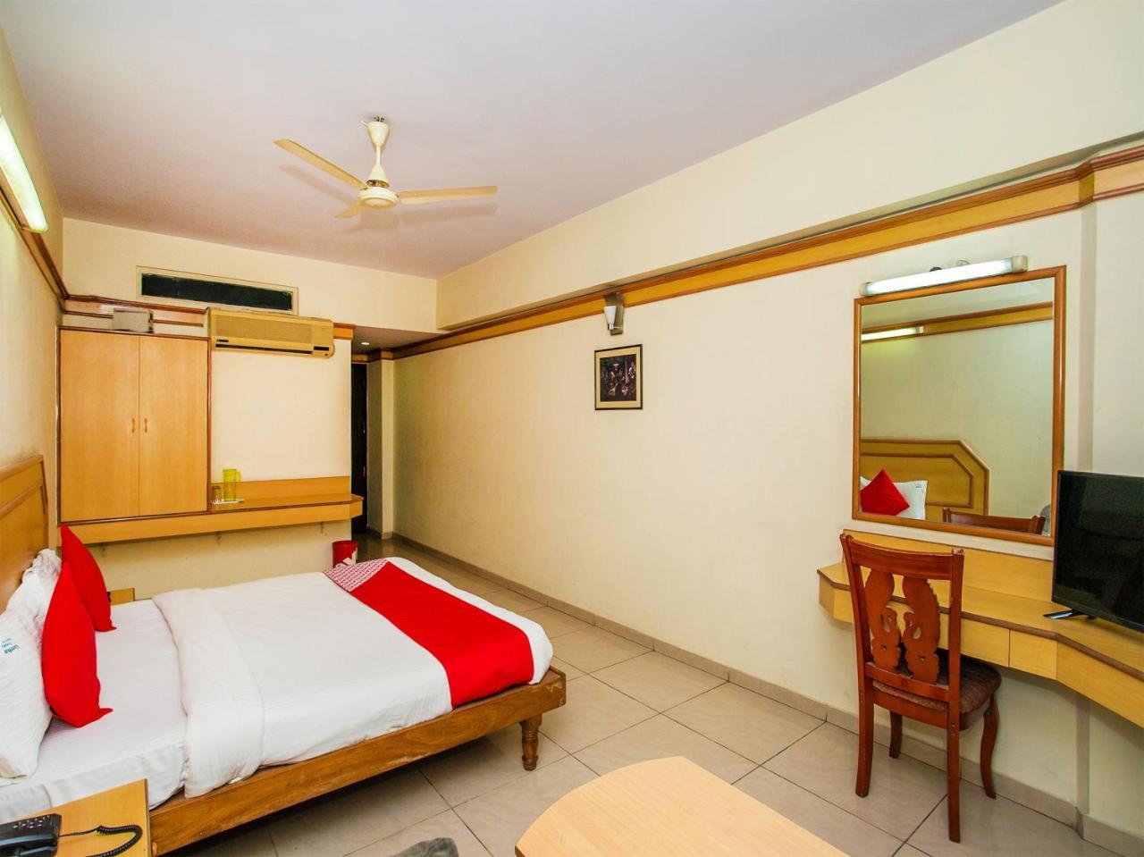 Oyo 649 Hotel Ajantha Trinity Inn Bangalore Dış mekan fotoğraf